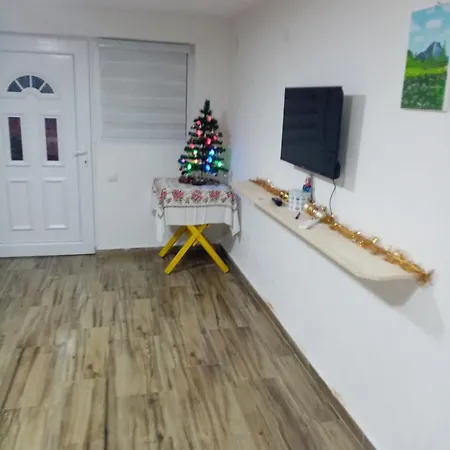 Сasa de vacaciones Vikendica Petkovic *