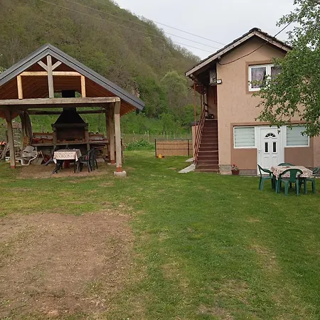 Nyaraló Vikendica Petkovic Crvica